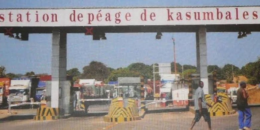 Les parlementaires inspectent les services des douanes et de l'OCC à Kasumbalesa