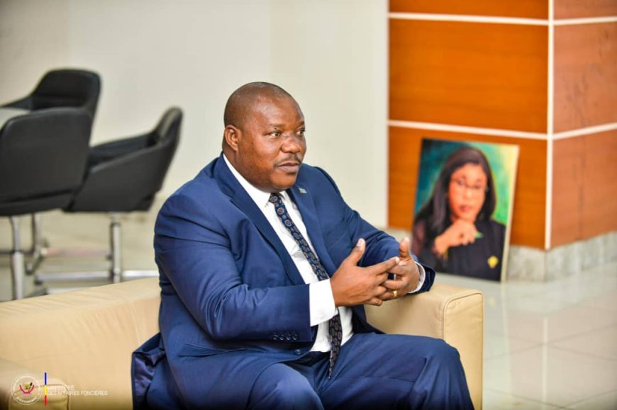 RDC: Claude Nyamugabo salue l'engagement de la Ministre d'Etat Acacia Bandubola