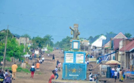 Le service de l'environnement alerte sur la mauvaise gestion des déchets au marché central de Nobili