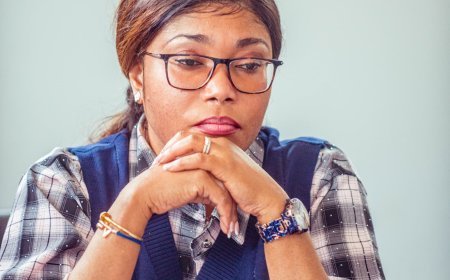 Gestion foncière en RDC : la Ministre Acacia Bandubola rappelle le Gouverneur du Tanganyika à l'ordre