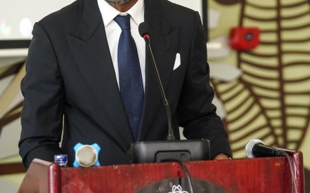 Média : Patrick Muyaya ouvre un atelier sur la sécurisation et la modernisation des contenus en ligne à Kinshasa