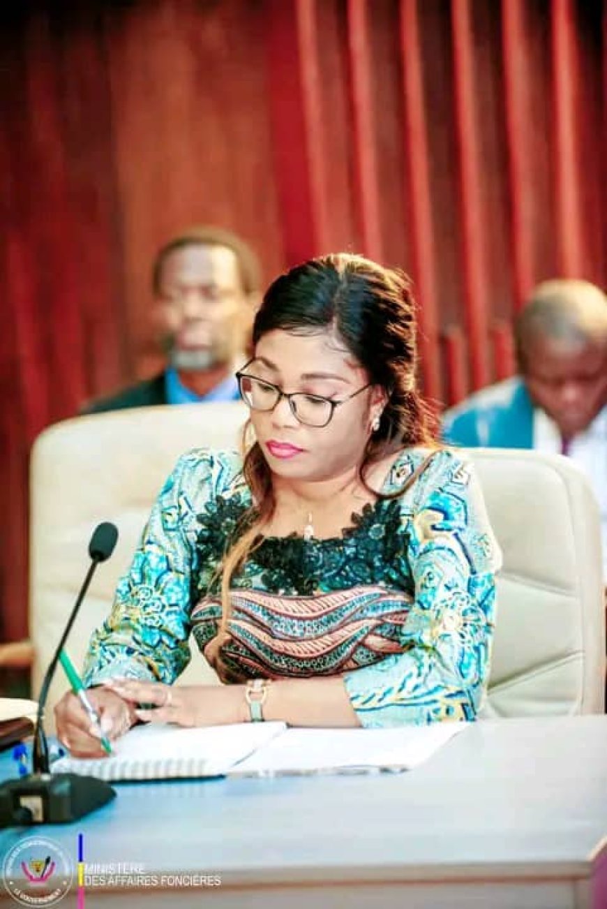 Assemblée nationale : Acacia Bandubola Mbongo démontre une maîtrise totale des affaires foncières en RDC