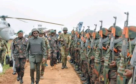 À Beni, Guy Kabombo réconforte le moral des troupes