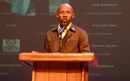 Colloque sur la souveraineté de la RDC : Patrick Muyaya révèle l'ampleur du pillage de l'Or par le Rwanda ( 2,2 milliards USD illégaux d'ici 2026)