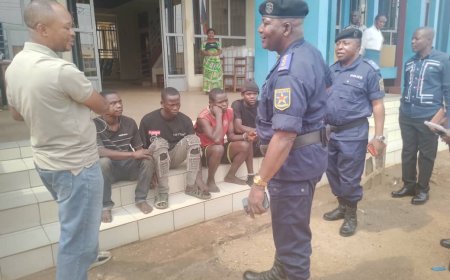 Béni : La police présente quatre présumés bandits à l'autorité urbaine