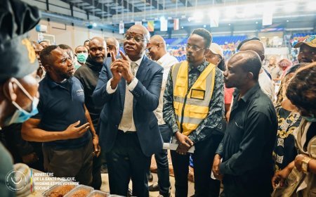 Kinshasa sous les eaux, mais pas sous la menace du choléra : le ministre de la Santé en mission auprès des sinistrés