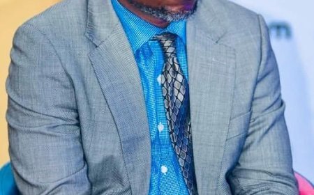 Kamitatu prône le fédéralisme : Célestin Junior Kazadi y voit un cadeau empoisonné pour la RDC