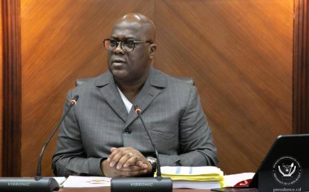 Tshisekedi redessine les lignes de commandement : entre renforcement militaire et réformes administratives