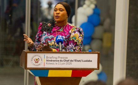 La Gouverneure Fifi Masuka au Briefing Presse tenu à Kolwezi : «Le secret de la métamorphose du Lualaba : amour, confiance et travail acharné»