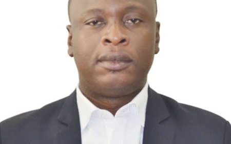 RDC-Rwanda : Deux visions des FDLR au cœur des dynamiques sécuritaires de l'Est, selon le Professeur Martin Ziakwau