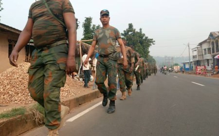 Kikwit : Les soldats des FARDC démontrent leur endurance lors d’une marche de 25 km