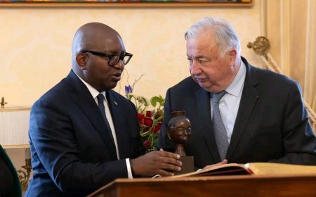 RDC–France : signature d’un protocole de coopération entre les Sénats congolais et français