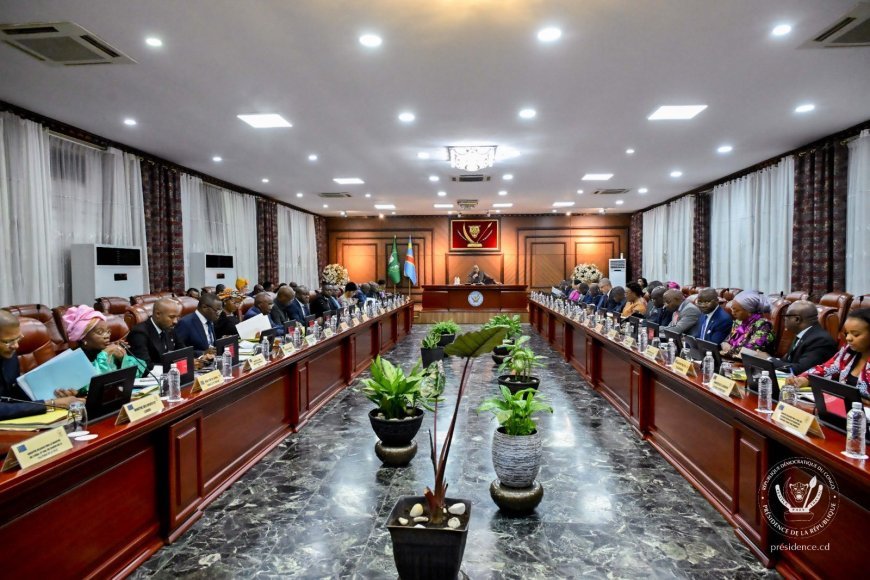 RDC : Le gouvernement adopte le cadre budgétaire à moyen terme 2026-2028