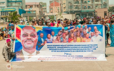 Kinshasa : Les familles de militaires saluent la reconduction de Guy Kambombo Muadiamvita à la Défense