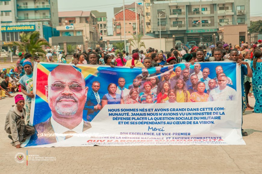 Kinshasa : Les familles de militaires saluent la reconduction de Guy Kambombo Muadiamvita à la Défense
