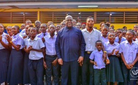 Le Président Tshisekedi en visite surprise à l'Institut Liloba pour s'assurer de l'effectivité de la rentrée scolaire