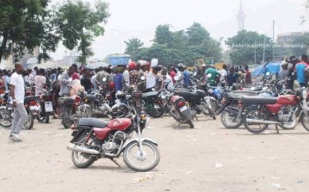 RDC: Félix Tshisekedi interdit la circulation des taxis-motos au centre ville