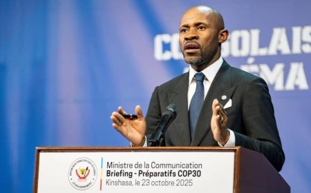 RDC : Muyaya dénonce les violations du cessez-le-feu et accuse les responsables des massacres à l'Est