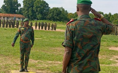 Kikwit : le général-major PADIRI Muhizi Jonas exhorte les militaires à la discipline