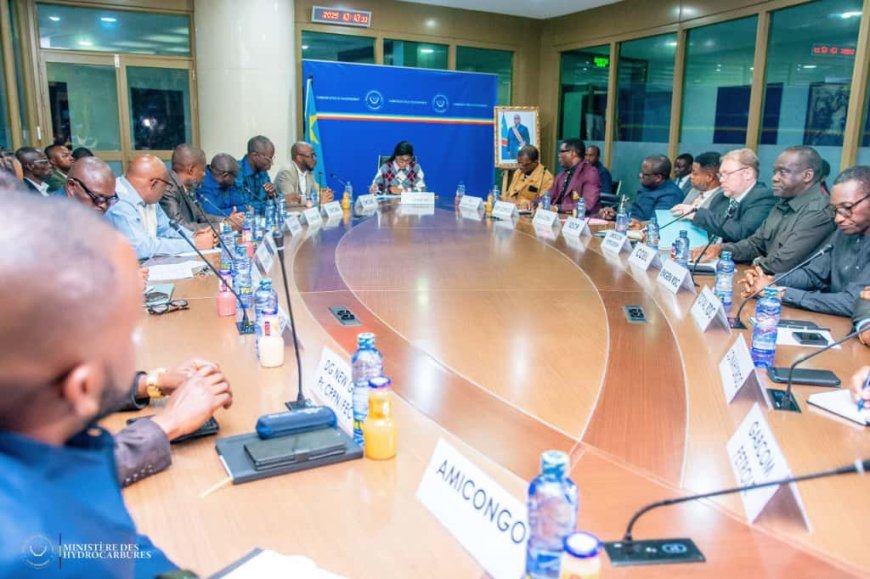 Crise de carburant à Kinshasa : Le Ministère des Hydrocarbures en conclave pour une solution d'urgence