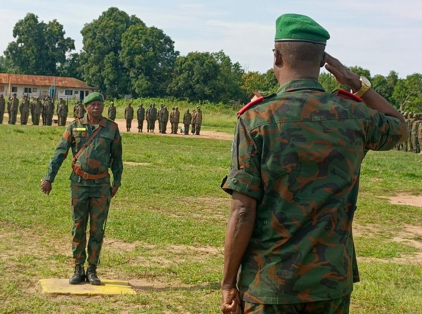 Kikwit : le général-major PADIRI Muhizi Jonas exhorte les militaires à la discipline