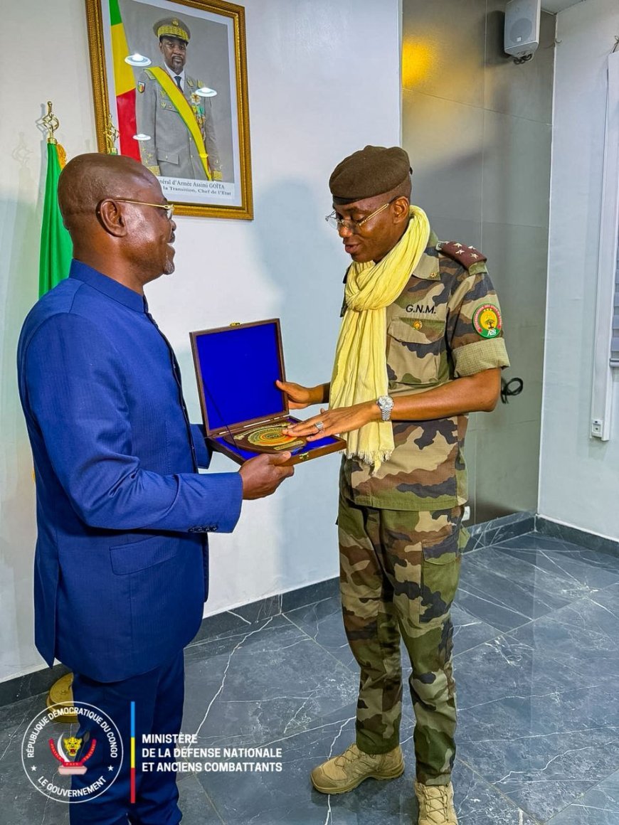 Diplomatie et sécurité : À Bamako, le VPM Muadiamvita renforce les alliances militaires de la RDC