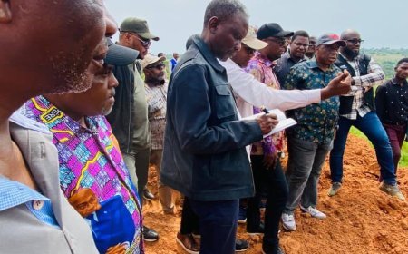Kananga : Le ministre Jhon Banza inspecte le chantier de l’UNIKAN avant l’arrivée du Chef de l’État