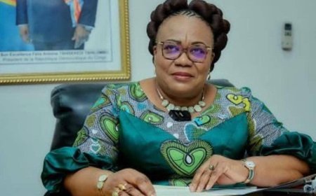 Le ministère de l'ESURSI en mode pilote automatique: Marie-Thérèse Sombo tue doublement le Dr Étienne Tshisekedi wa Mulumba