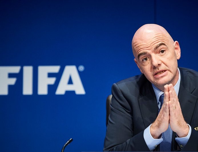 Football: Le Président de la FIFA plaide pour la levée de suspension contre la Russie