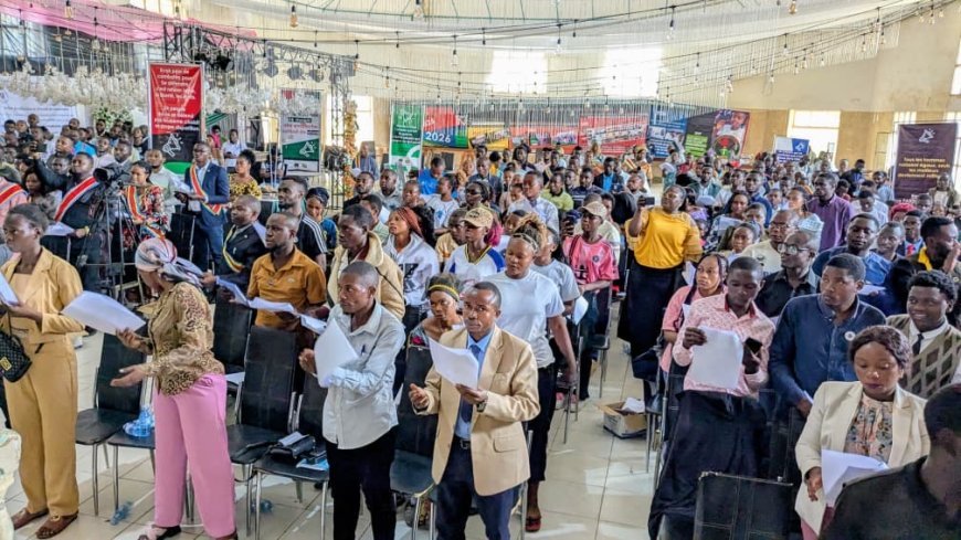 Beni : Une conférence pour orienter les jeunes sur la gestion des relations amoureuses