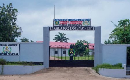 Kikwit : Félix Tshisekedi inaugure des infrastructures militaires historiques