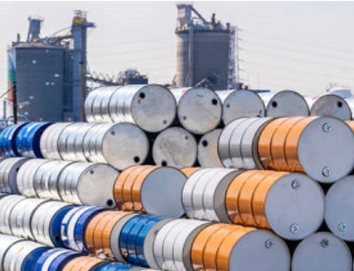 Conjoncture économique : Le baril de pétrole franchit la barre des 100 USD sur fond de tensions mondiales