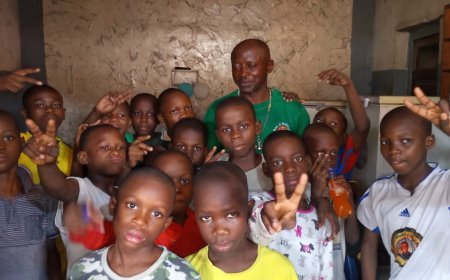 Kinshasa : Un Colonel FARDC offre une parcelle à un orphelinat