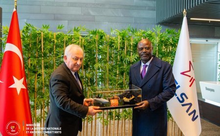 Coopération militaire : Le VPM Guy Kabombo Muadiamvita en mission de prospection industrielle à Ankara pour moderniser les FARDC