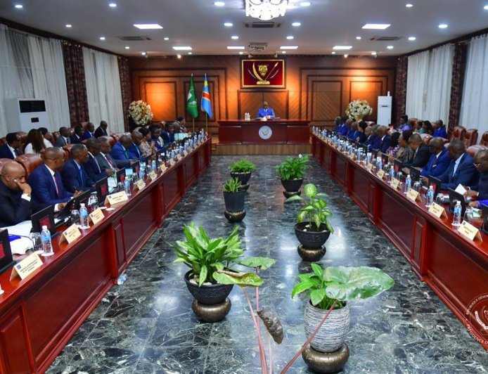 RDC: Le Gouvernement prend la défense de sa Cheffe et menace les auteurs des attaques contre elle