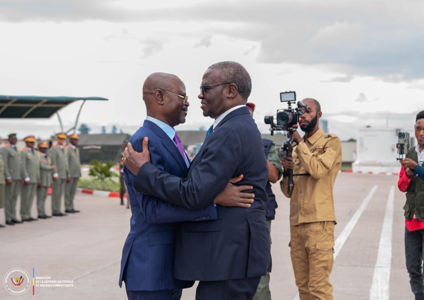 KINSHASA: Les deux Congo consolident leur coopération militaire