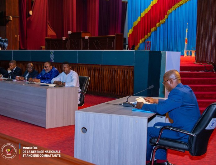 RDC : à l'Assemblée nationale, le VPM Guy Kabombo auditionné sur la crise des Mbororo et la coopération militaire avec la RCA