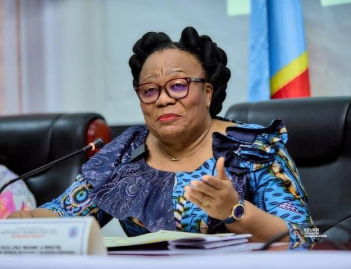 Révision ou changement de la Constitution : La ministre Sombo met la charrue avant les bœufs