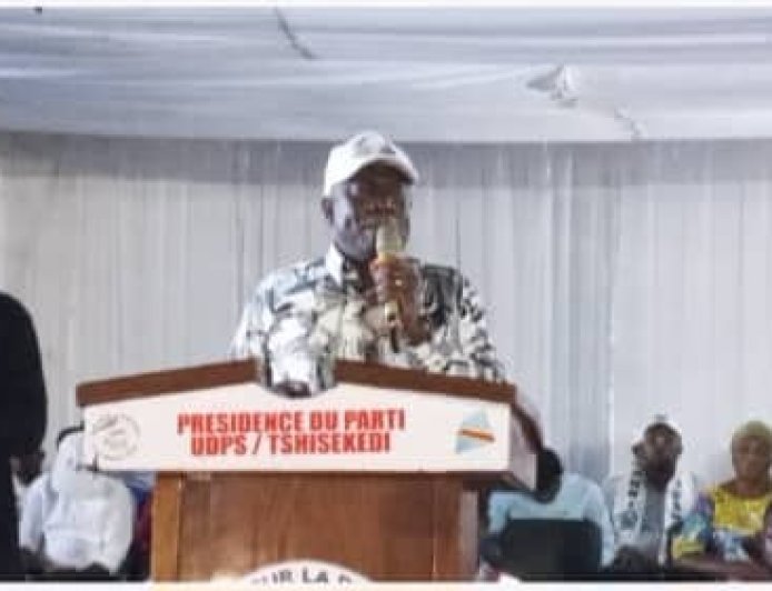 Changement constitutionnel en RDC: N’Shole sans foyer, sans voix, Kabuya lui retire le peuple