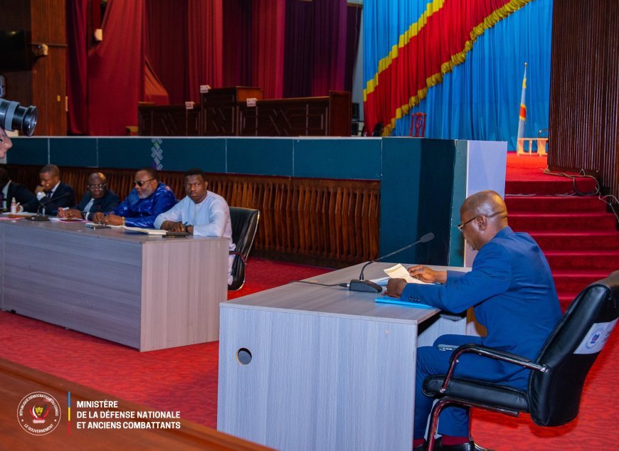 RDC : à l'Assemblée nationale, le VPM Guy Kabombo auditionné sur la crise des Mbororo et la coopération militaire avec la RCA