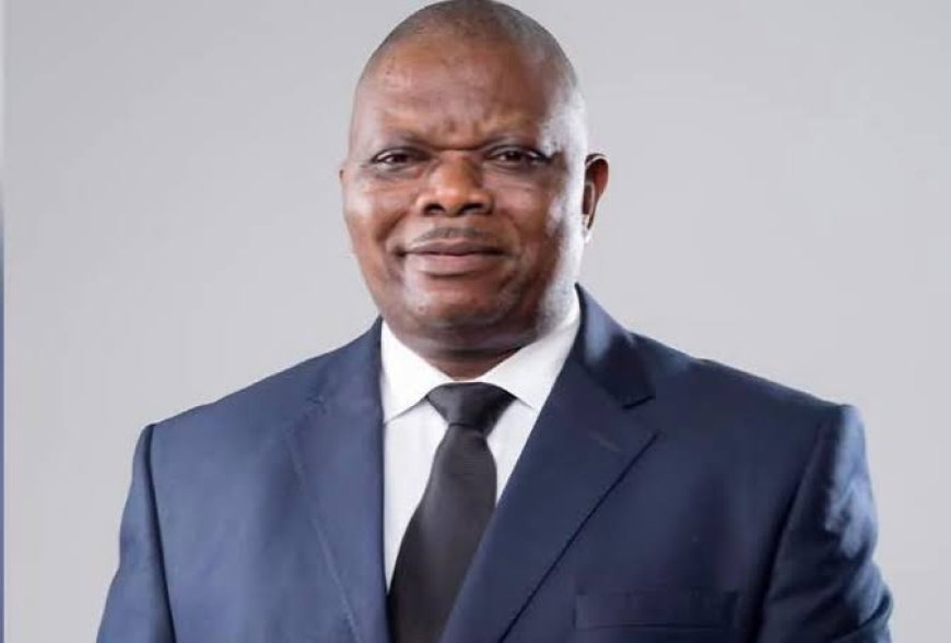 Kinshasa : Le RCET de Lisanga Bonganga boycotte la « ville morte » et charge l'opposition