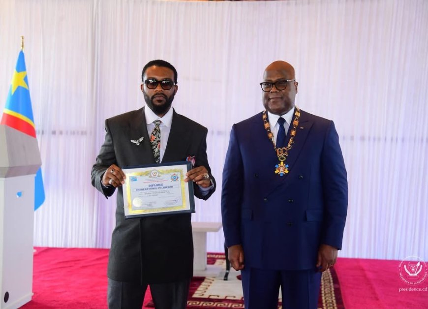 Fally Ipupa décoré par le Président Tshisekedi après son triomphe au Stade de France.