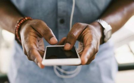 FARDC : Le Haut commandement réitère sa mise en garde contre l’usage des smartphones sur le front
