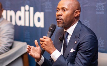Transparence en action : Muyaya lance le premier baromètre citoyen à Kinshasa 