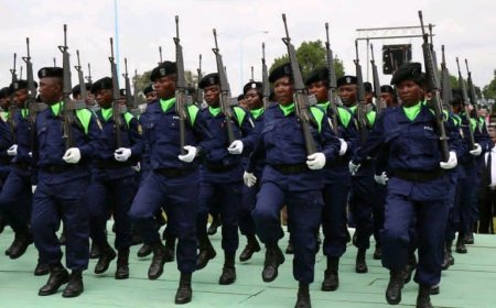 RDC : 157 886 dossiers passés au crible , le gouvernement veut mettre fin aux «policiers fantômes»