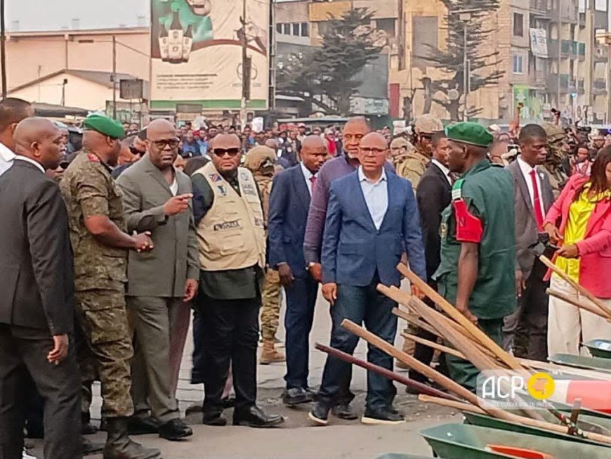 Assainissement à Tshangu : Félix Tshisekedi inspecte les chantiers du boulevard Lumumba