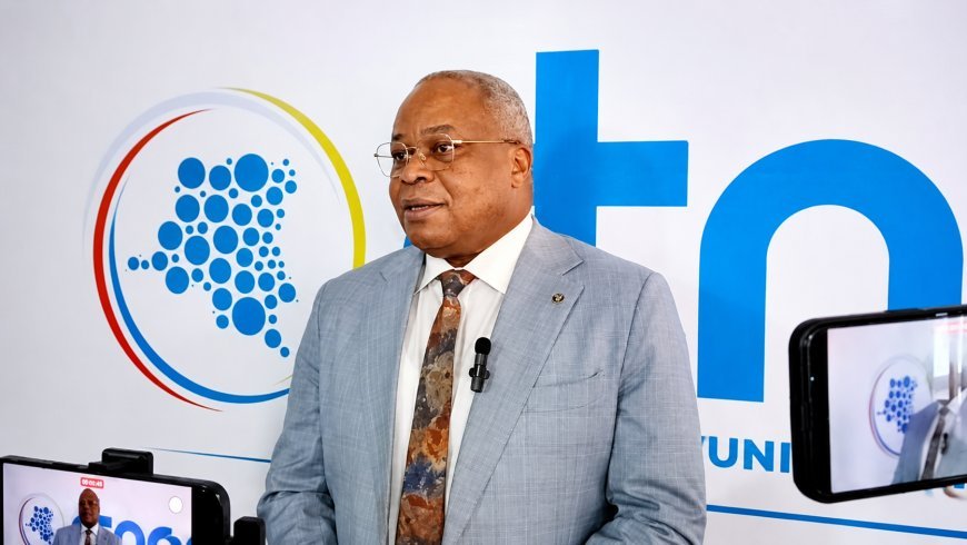 Référendum en RDC : « La loi ne crée aucun droit à un troisième mandat », tranche le député Paul Gaspard Ngondankoy