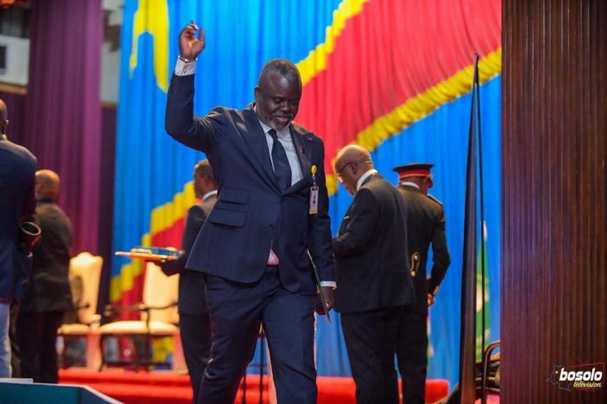 CHESD 2025-2026 : Le journaliste Israël Mutombo brille en « Grande Distinction » et assoit son leadership médiatique