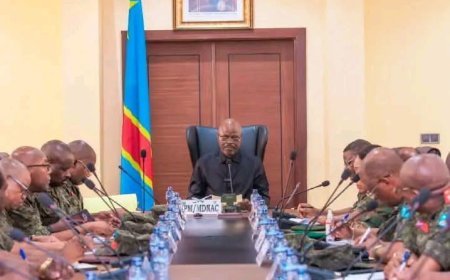 Crash de Kenge : Guy Kabombo réunit en urgence le Haut commandement des FARDC