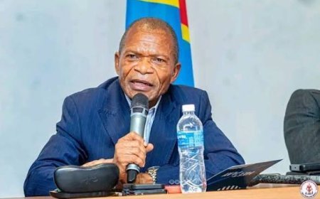 Rassemblement du 3 octobre au stade Tata Raphaël : « Une seule chanson pour une seule nation, une seule prière pour une seule nation », lance Évariste Ejiba Yamapia